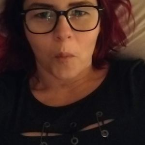 Meet your Posher, Marielle